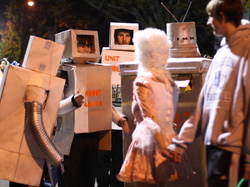 Robot Halloween - Photo by T. Cowart