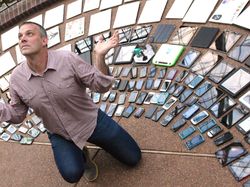 Josh Clark and his many, many devices